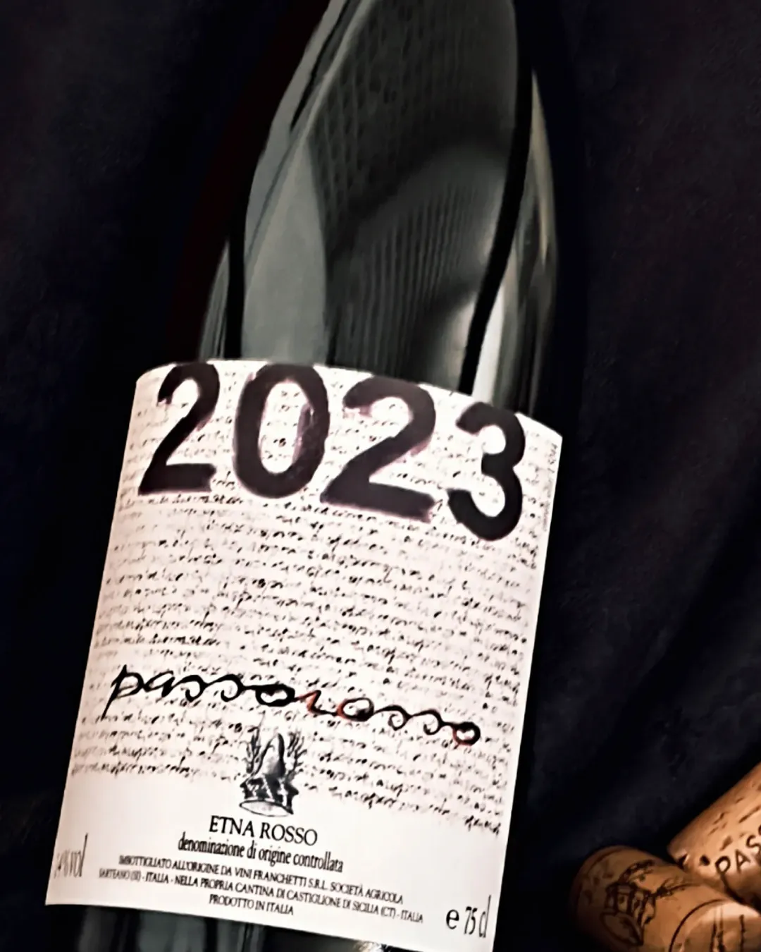 Chai vang Passorosso 2023