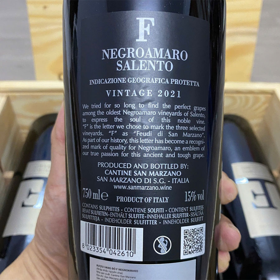 Tem nhãn chai vang F bạc có nồng độ 15% vol