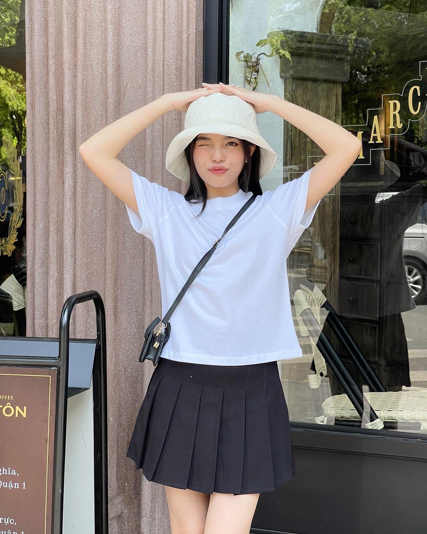 Chân váy xếp ly cơ bản Unime lưng cao kiểu tennis có lót quần