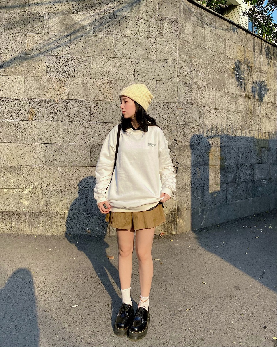 Áo Sweater Unisex tay dài My Sunshine - Trắng