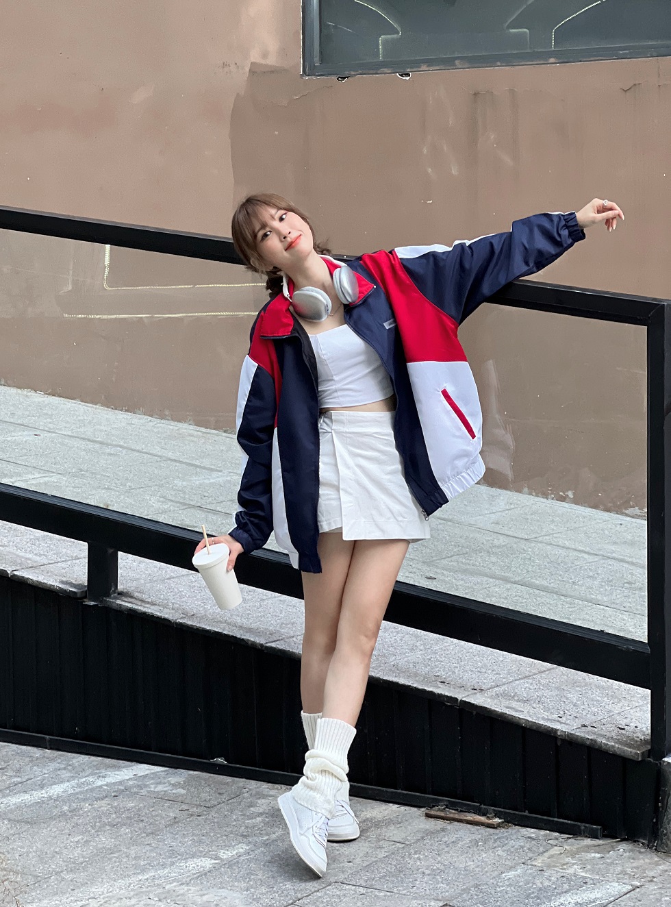 Áo khoác dù phối màu Unime - Xanh Đen/Đỏ/Trắng