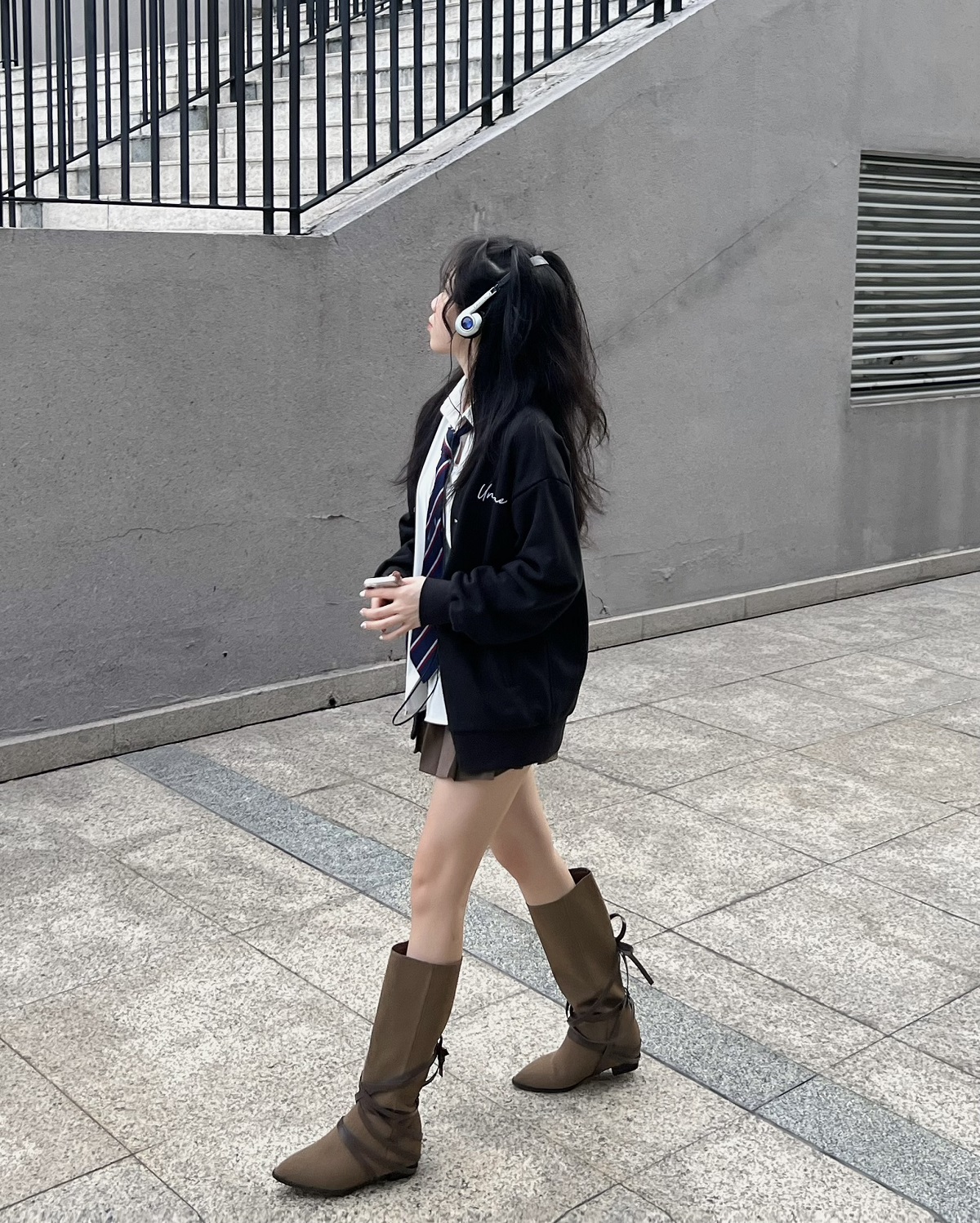 Áo Khoác Cardigan Nam/Nữ Unime Choose To Shine - Đen