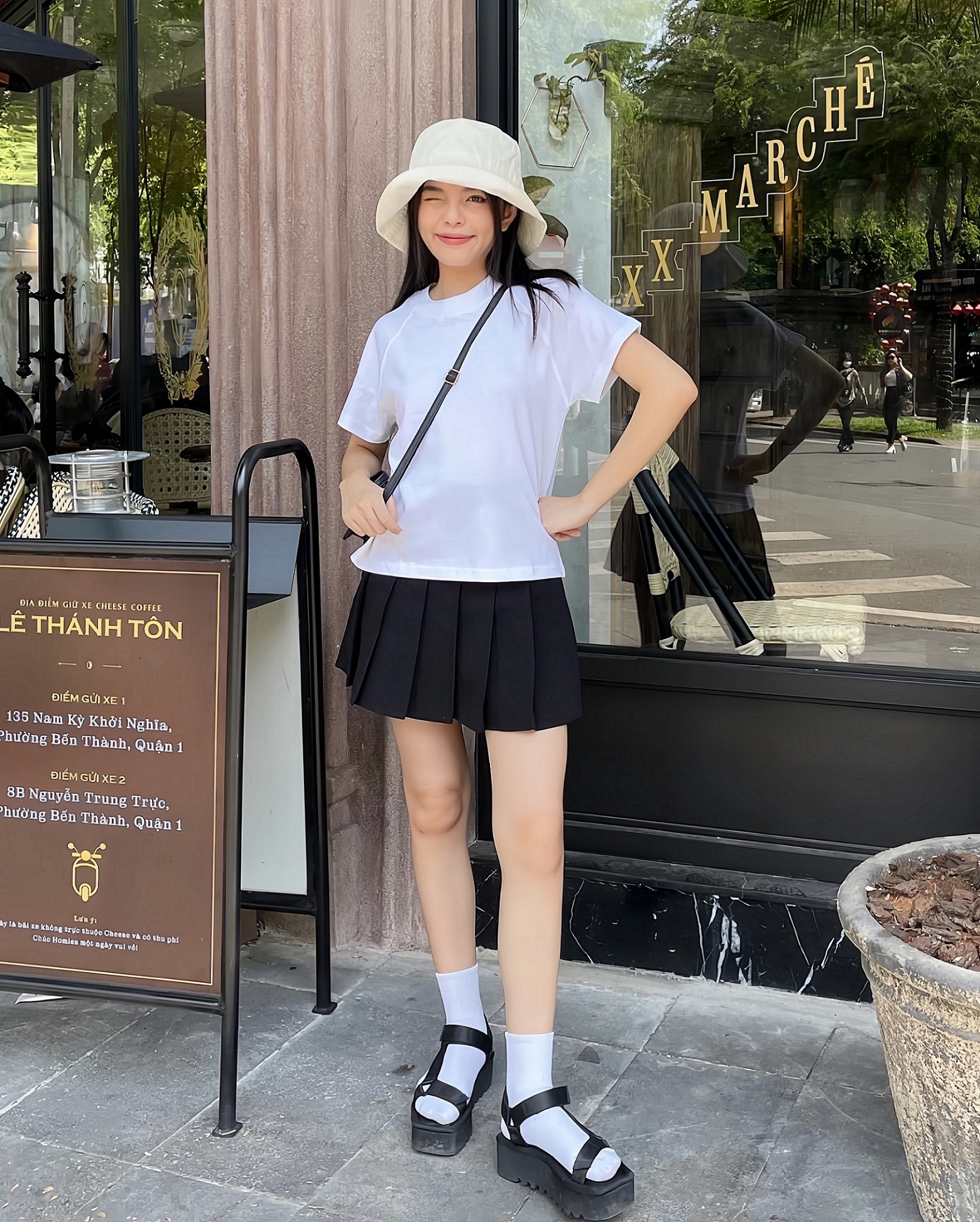 Chân váy xếp ly cơ bản Unime lưng cao kiểu tennis có lót quần