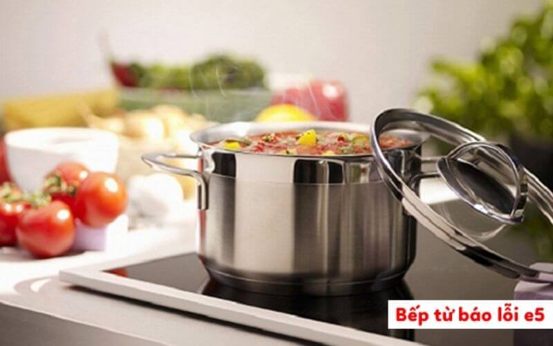 Lỗi E5 của bếp từ