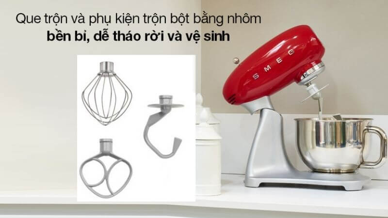 Dễ dàng tháo lắp và vệ sinh máy smeg nhồi bột