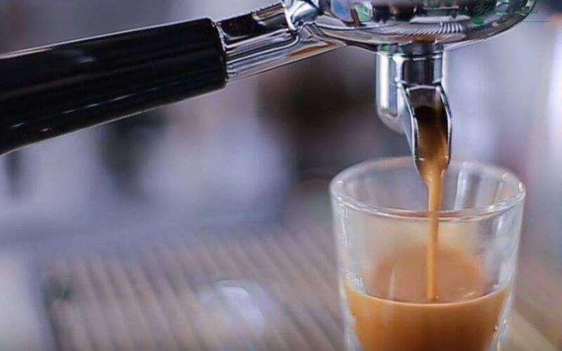 Khả năng giữ nhiệt độ ổn định của máy pha cafe smeg