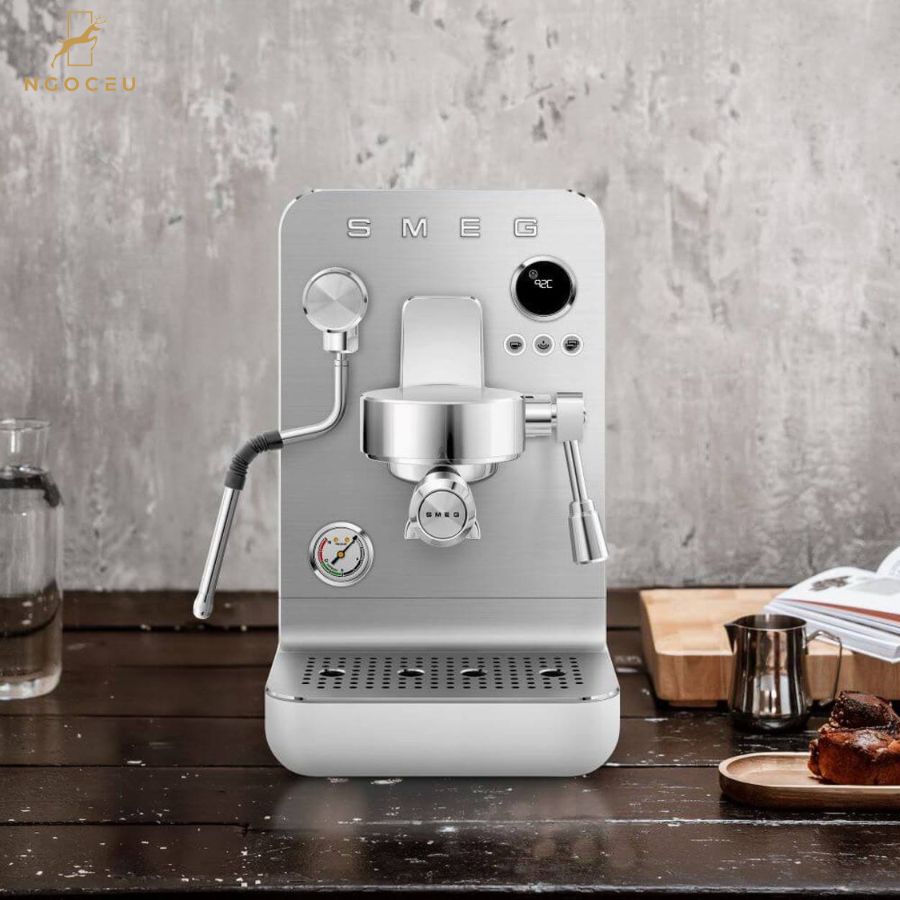 Máy pha cà phê SMEG EMC02WHMUK