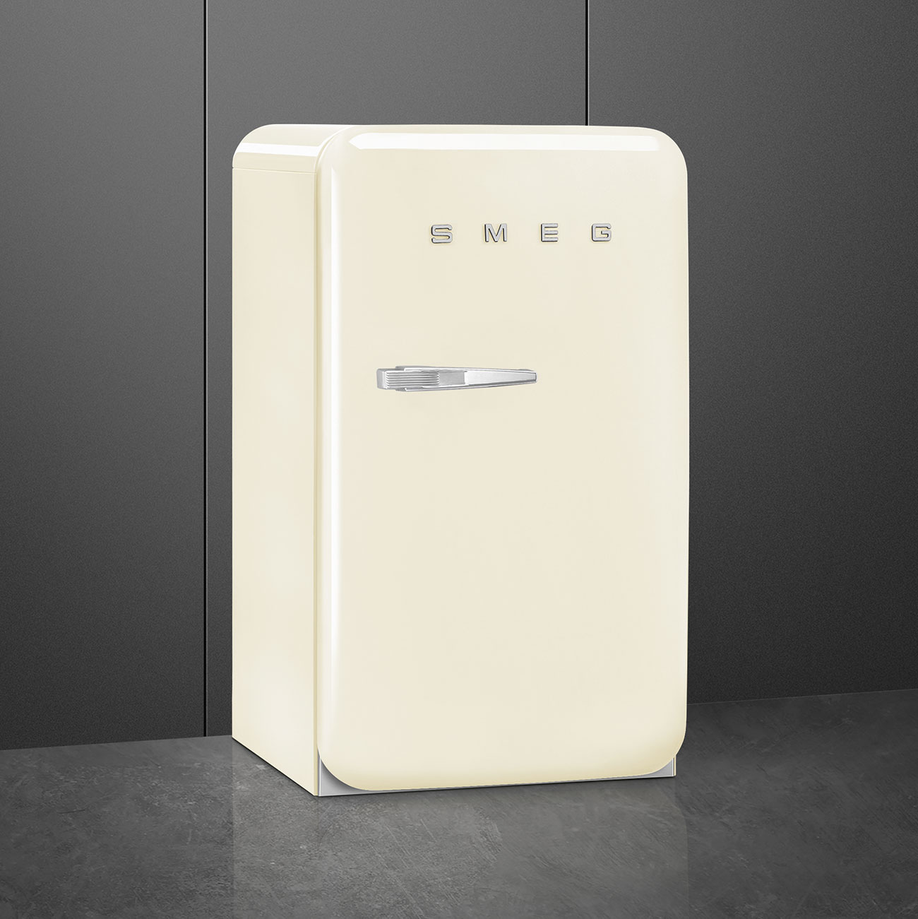 Tủ mát 135L Smeg - FAB10HRCR5