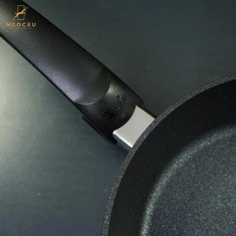 Chảo Fissler 159-105-24-100 Adamant Comfort 24cm