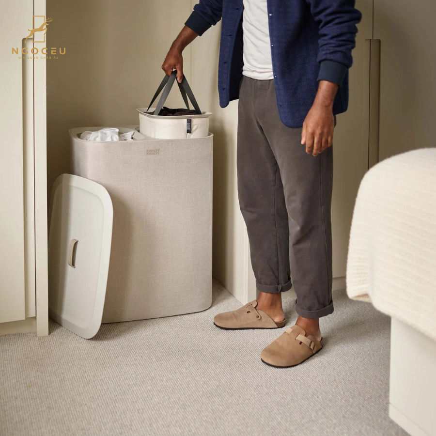 Thùng đựng đồ giặt 2 ngăn có quai xách Joseph Joseph 50020 Tota 90L - Màu kem