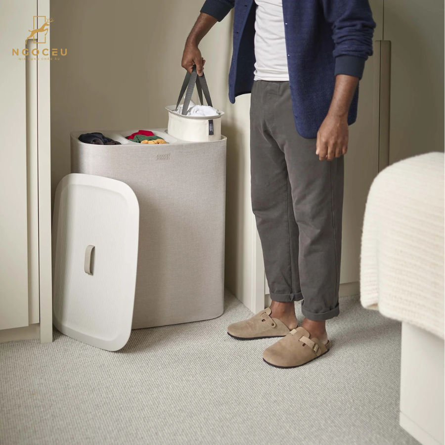 Thùng đựng đồ giặt 3 ngăn có quai xách Joseph Joseph 50021 Tota Trio 90L - Màu kem