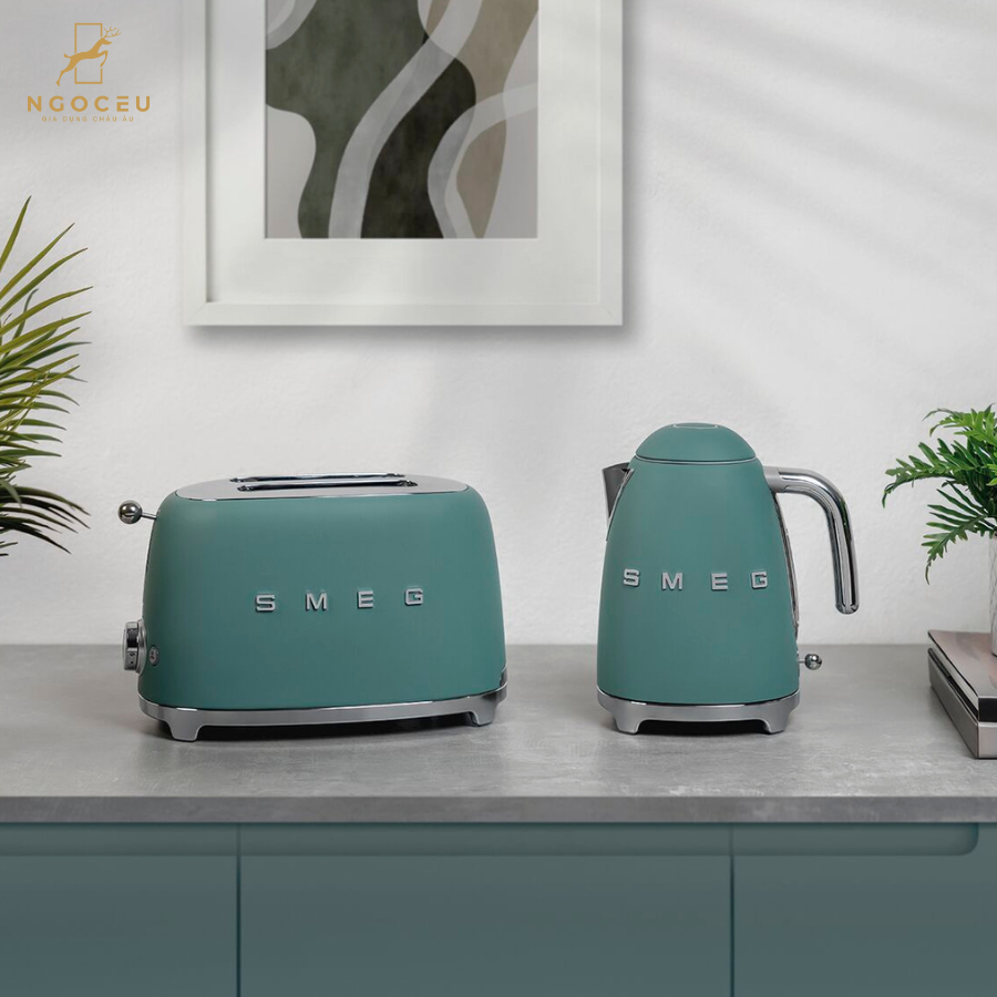 Ấm siêu tốc Smeg KLF03EGMEU Emerald Green