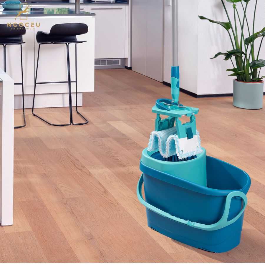 Cây lau nhà kèm gạt nước Leifheit Twist Ergo Turbo