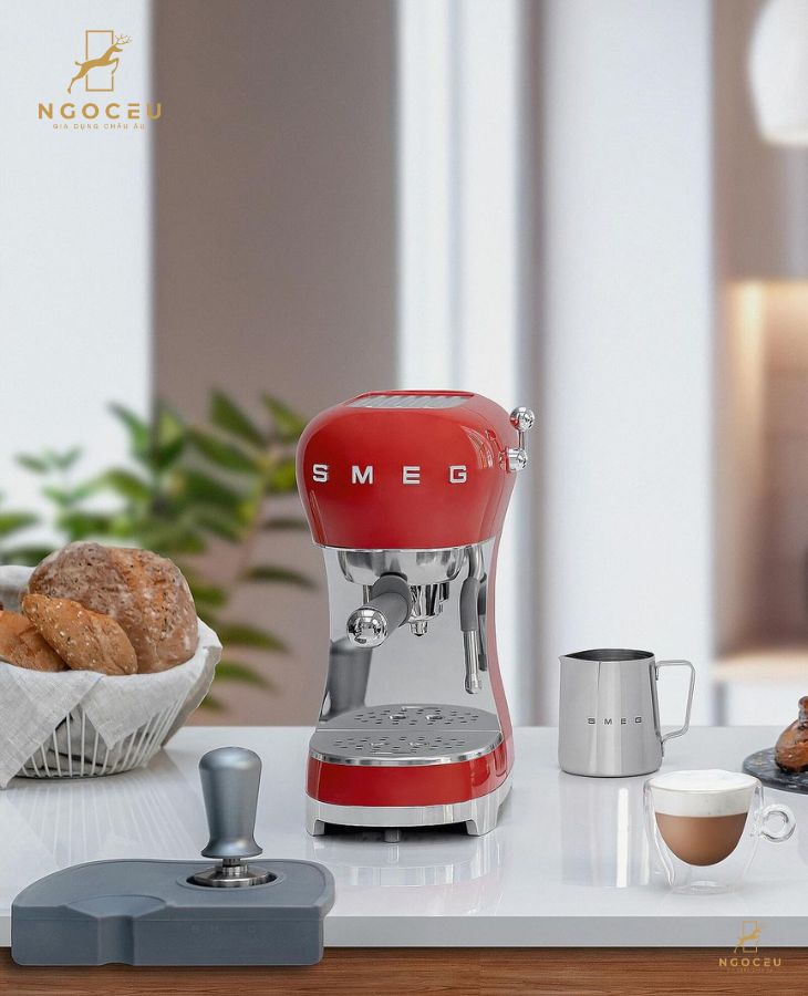 Máy pha cà phê Smeg ECF02CREU