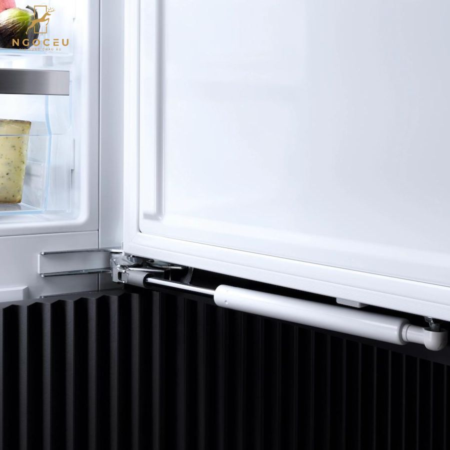 Tủ đông âm tủ Miele FNS 7740 D 125 Gala Ed