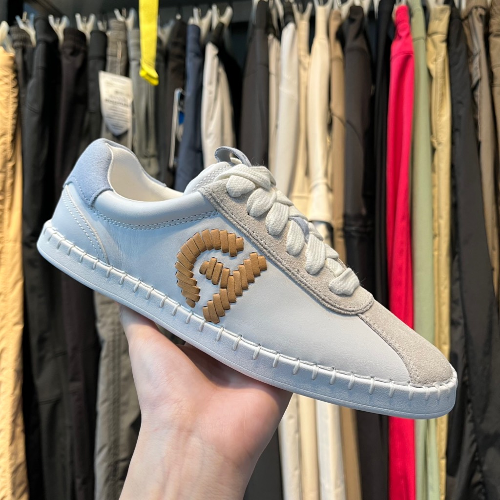 Giày nữ Cole Haan hoạ tiết thêu phối da