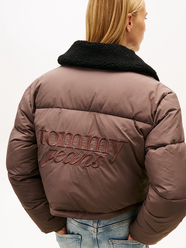Áo khoác croptop nữ Tommy