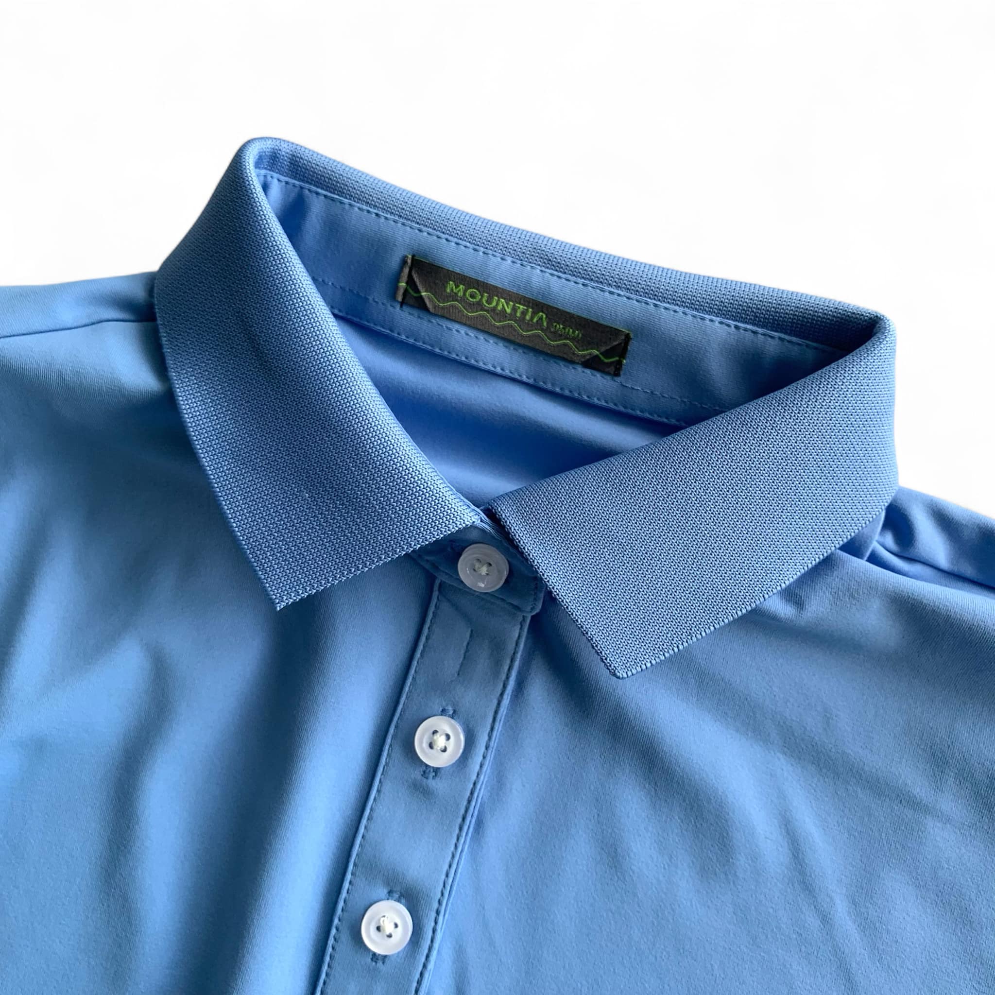 Áo thun nữ dài tay Mountia cổ 3 cúc