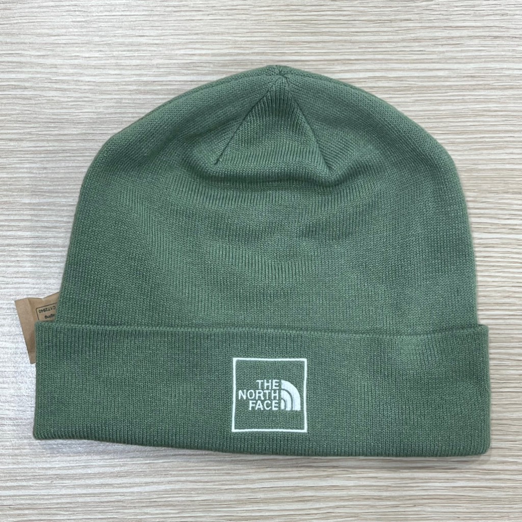 Mũ len TNF logo vuông