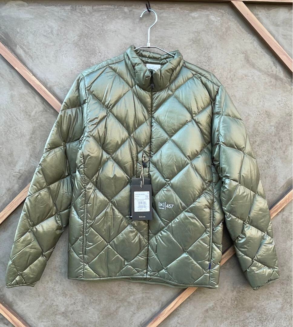 Áo khoác lông vũ nam Burton AK457