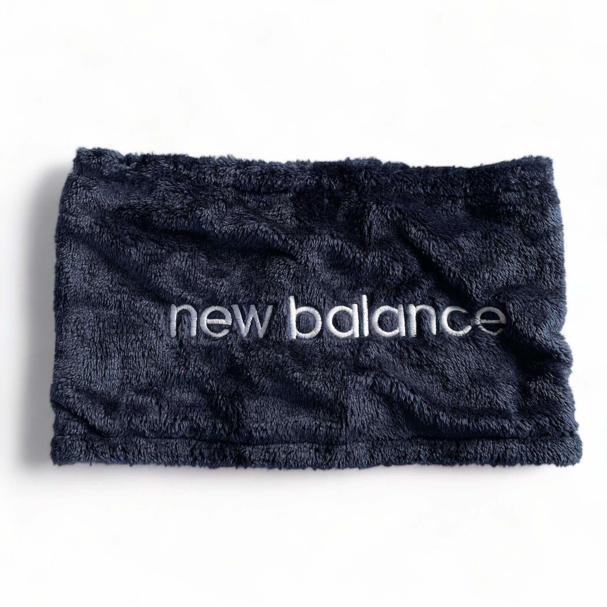Khăn ống hai mặt New Balance