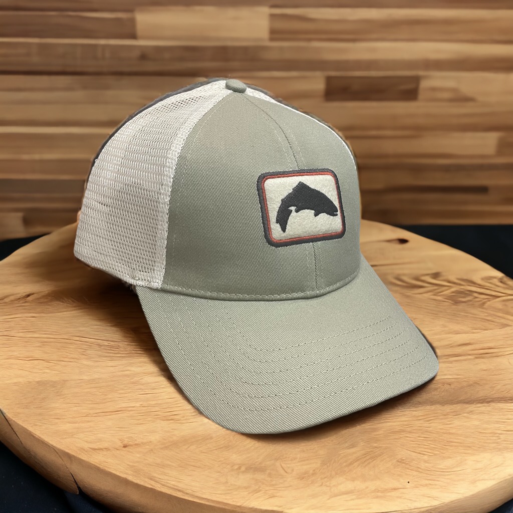 MŨ BASS PATCH TRUCKER SIMMS