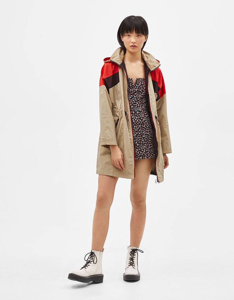Áo khoác parka nữ Bershka