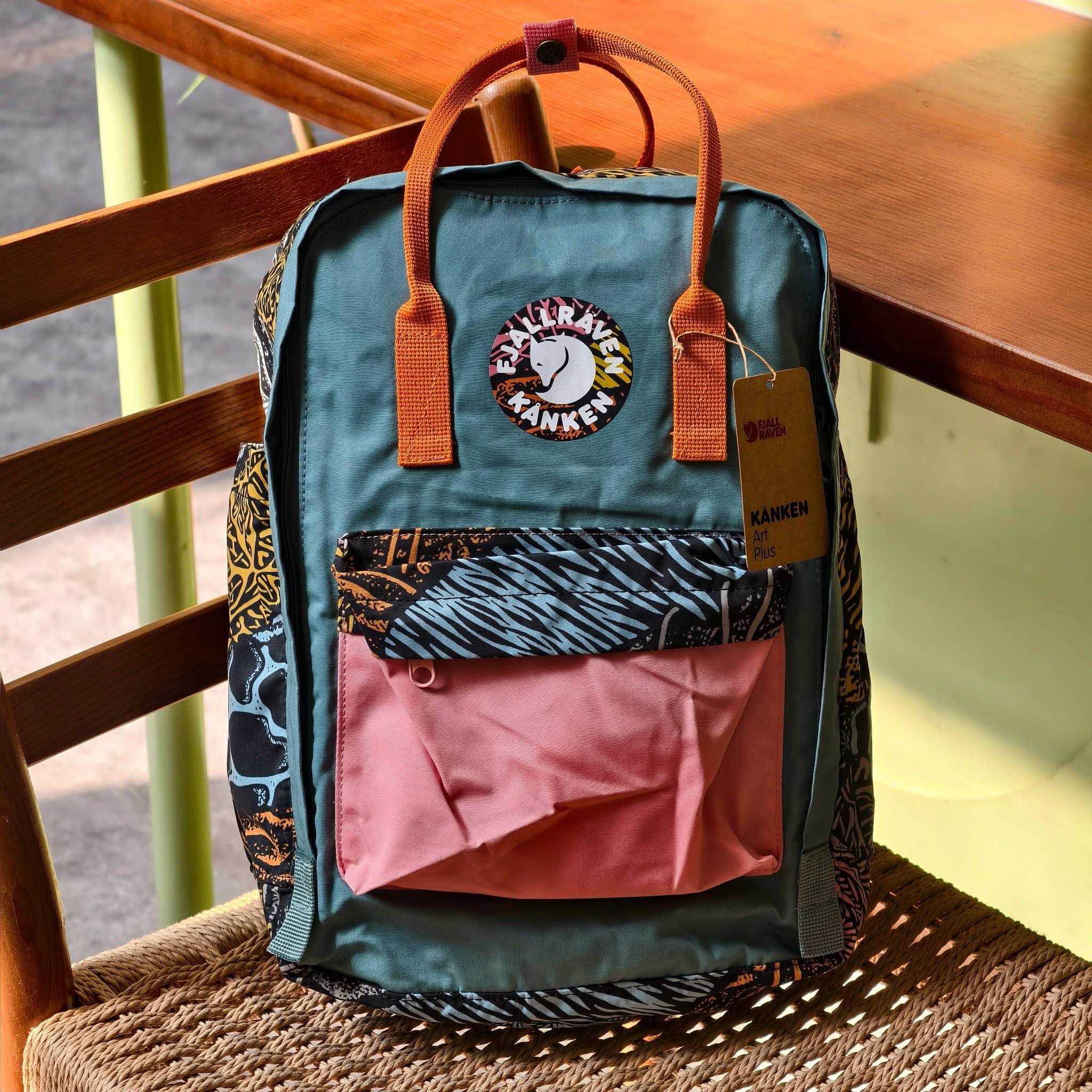 Balo Fjallraven Kånken Art Plus
