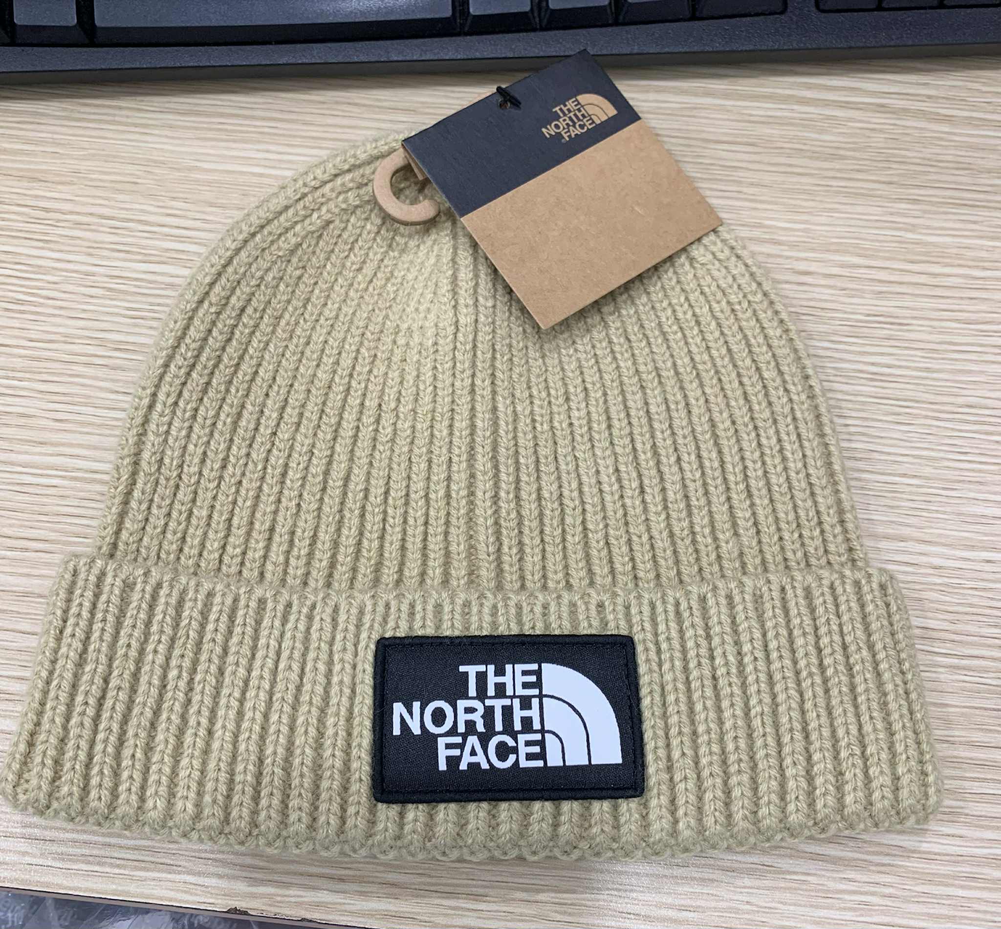 Mũ len Beanie Logo TNF
