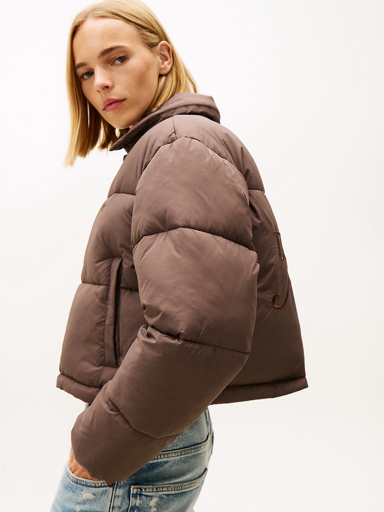 Áo khoác croptop nữ Tommy