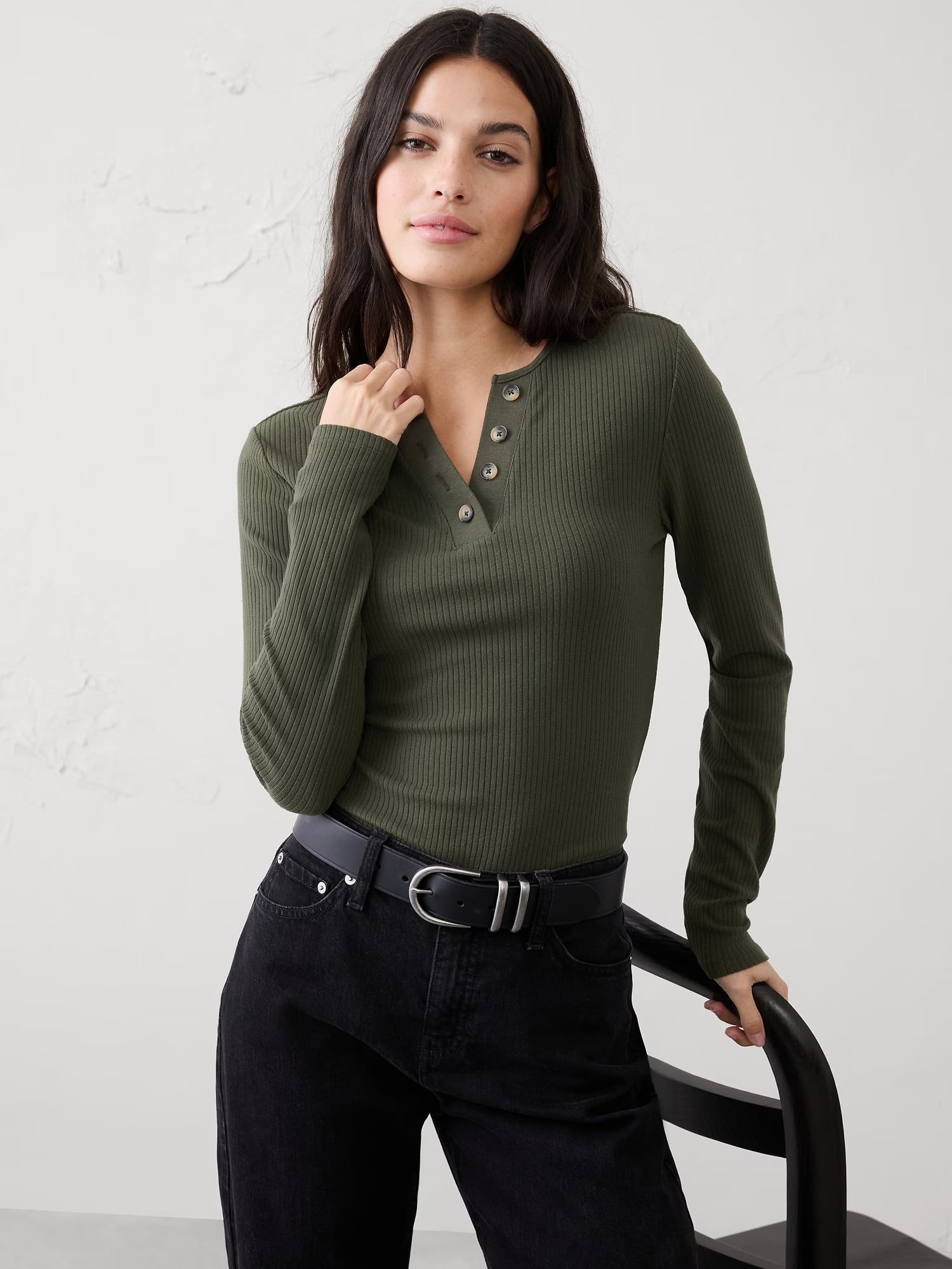 Áo dài tay nữ Banana cúc nẹp