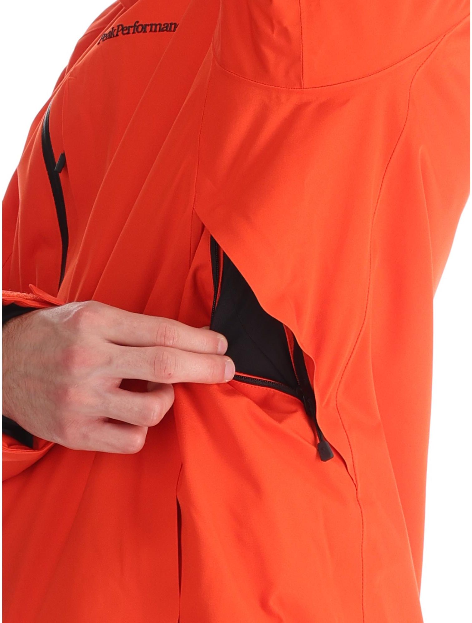 Peak Performance M Maroon Insulated Jacket