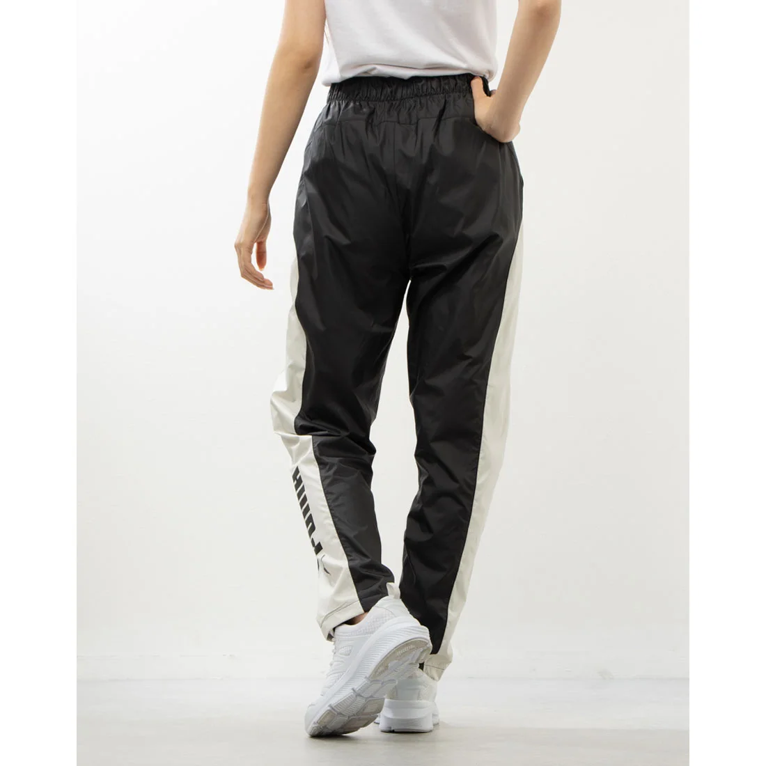 Quần gió nữ Puma