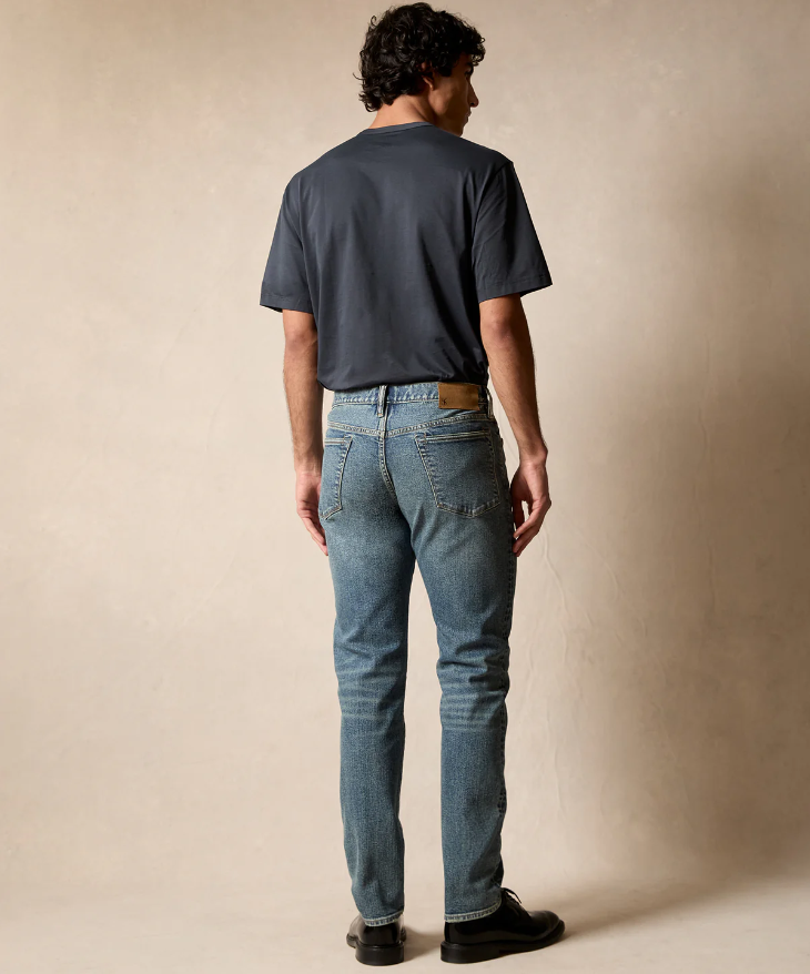 Quần jean TS Slim Fit