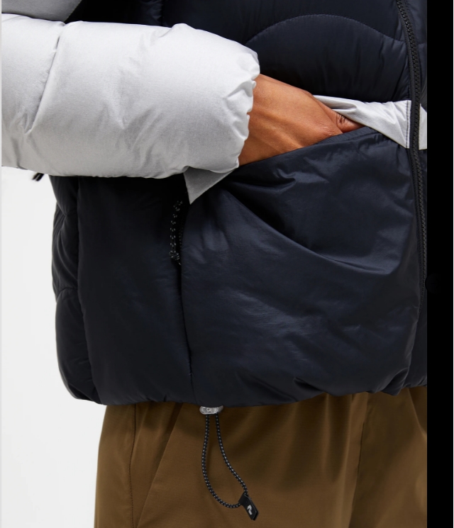 Áo khoác lông vũ nữ PeakPerformance Helium