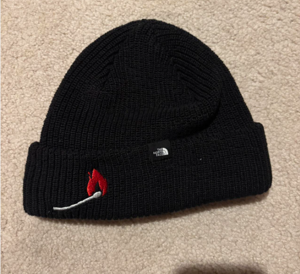 Mũ len TNF red hat