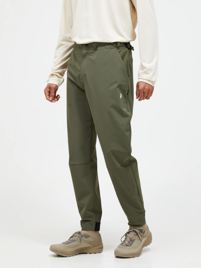 Quần dã ngoại PeakPerformance