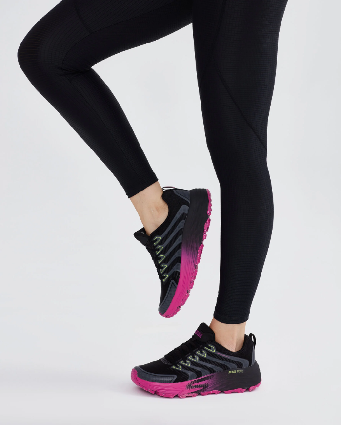 Giày Trail Skechers Max Cushioning Premier