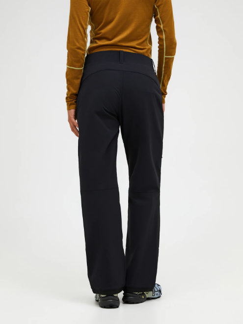 Quần dài nữ Brushed Hike Peakperformance