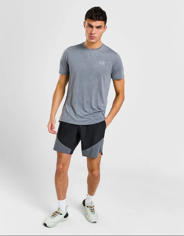 Short nam  Peak Woven Hybrid UA