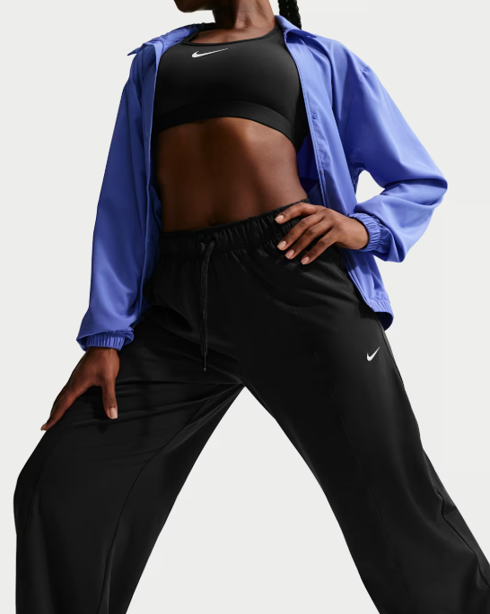 Quần thể thao Nike