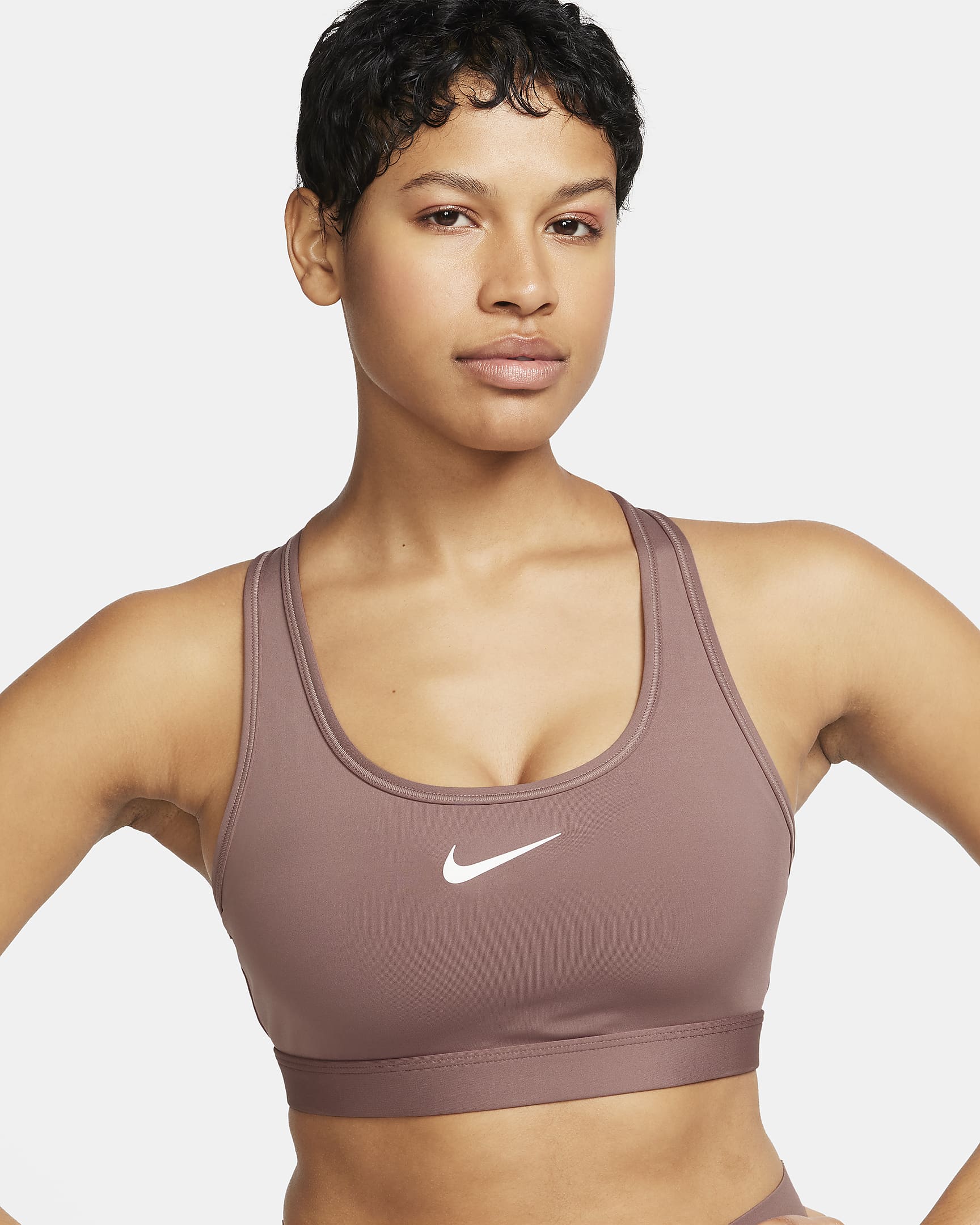 Áo bra Nike Swoosh thể thao