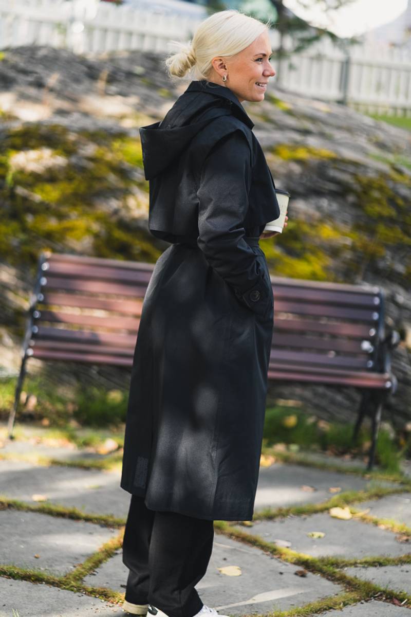 Áo khoác Mangto Nữ Regndrape BRGN