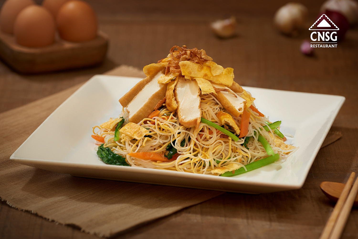 Cách làm bún gạo xào chay mềm tơi, thấm vị hài hòa