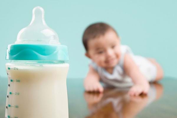 Triệu chứng dị ứng sữa ở trẻ