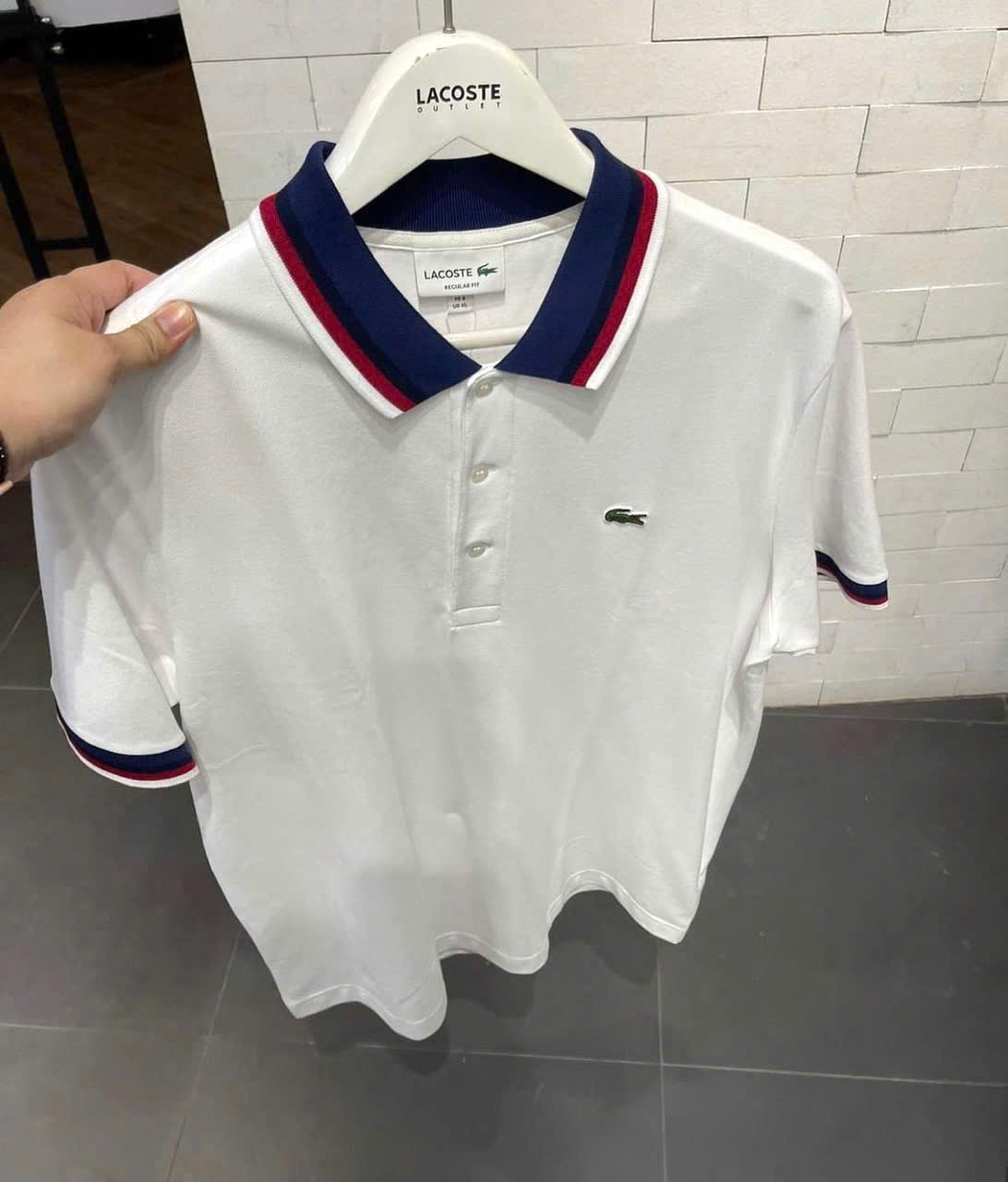 A586- Áo polo  nam màu trắng thêu ngực hàng nhàmáy đủ tem
