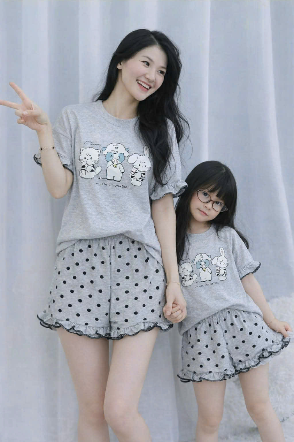 SET913-Set quần áo đôi mẹ con vải cotton cộc màu xám bi