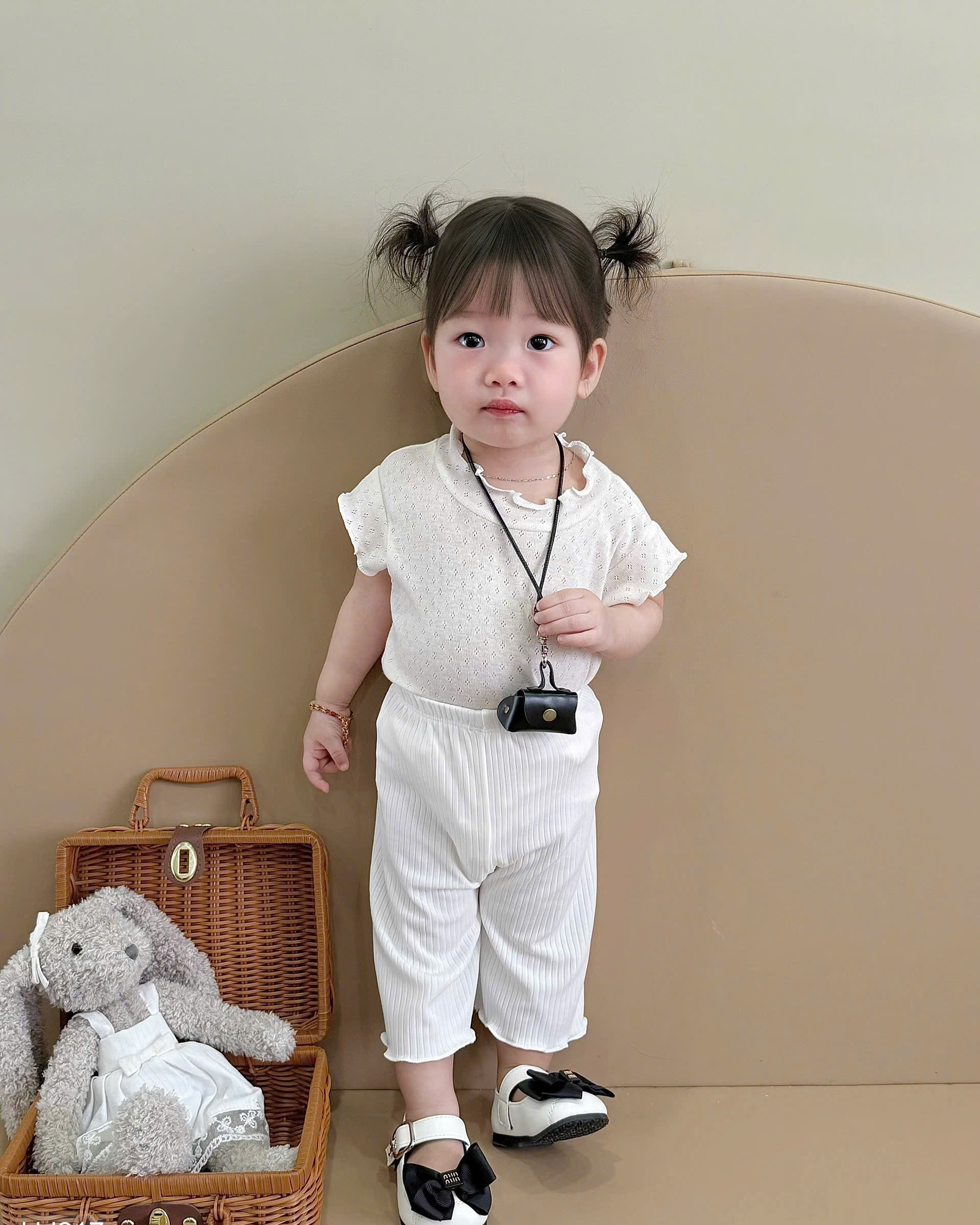 CB253-Set 2 áo thông hơi+1 quần bé gái màu nhạt