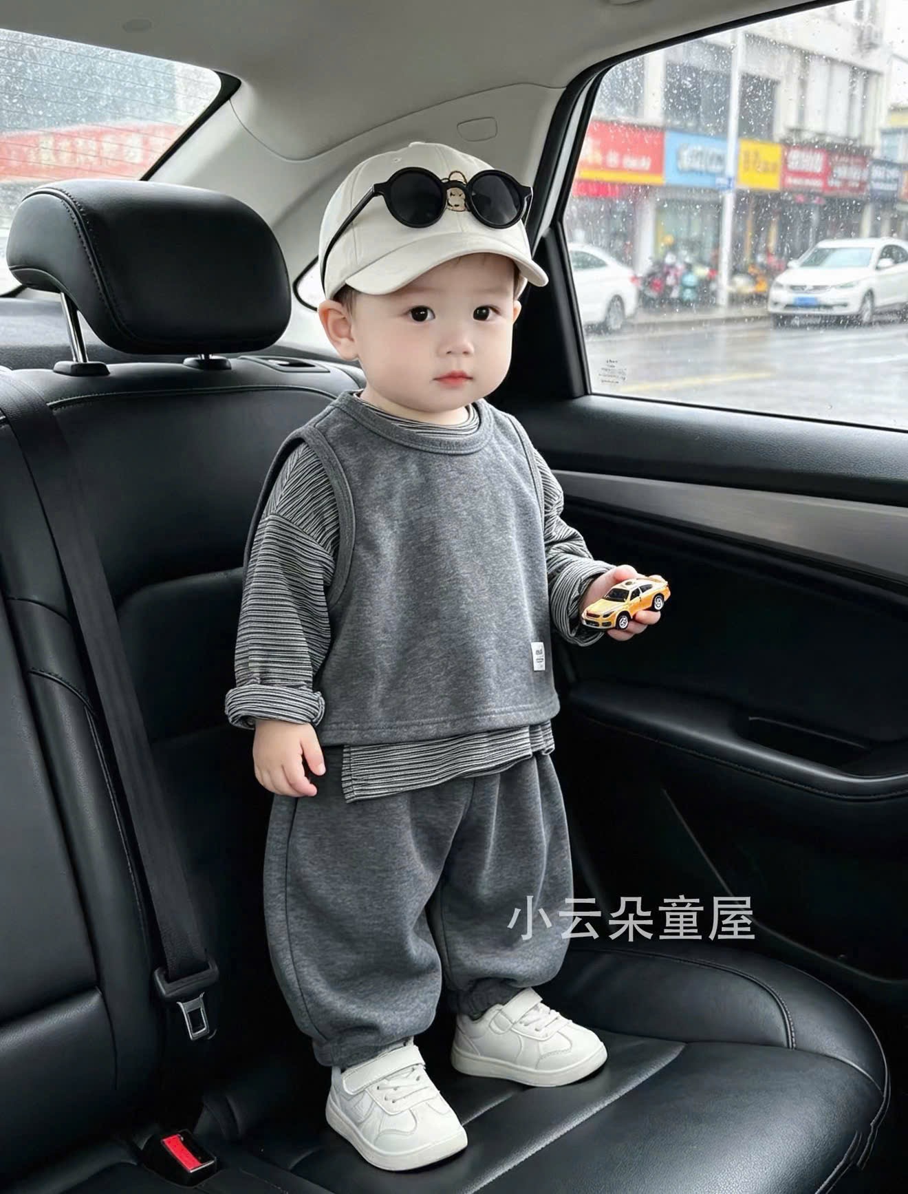BT1060-Bộ nỉ đông bé trái 3 món: áo nỉ, áo gile, quần dài