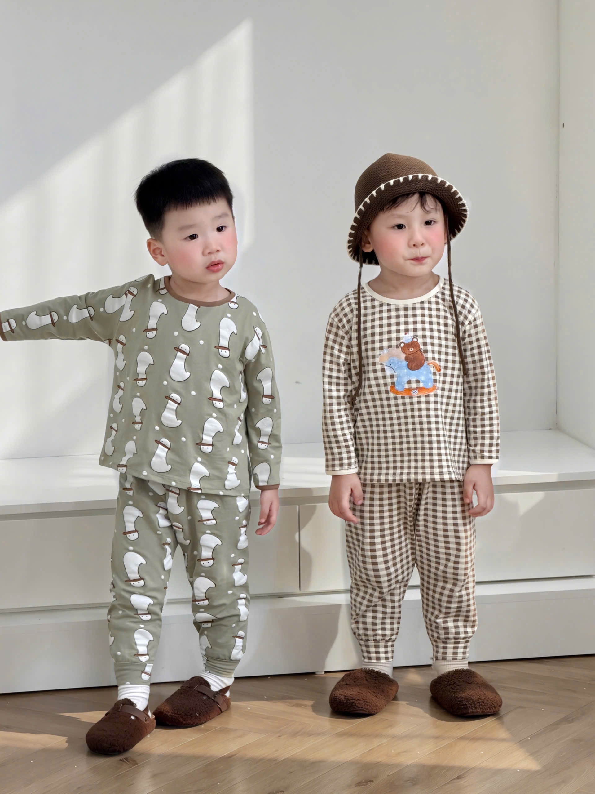 BT1073- Set 2 bộ thun díp dài tay xanh nâu kẻ bé trai